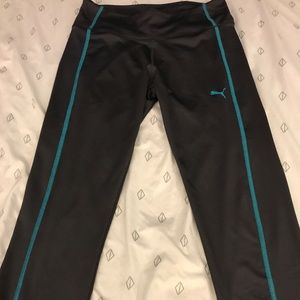 Women’s Puma dry cell cropped workout pants